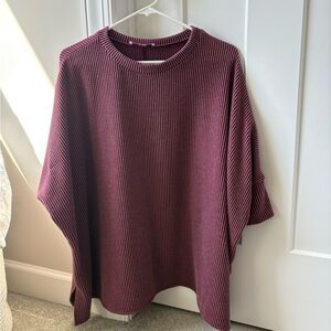 Women's Ribbed Crewneck Sweater - Wine